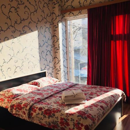 Visit Hotel Tbilisi Ngoại thất bức ảnh