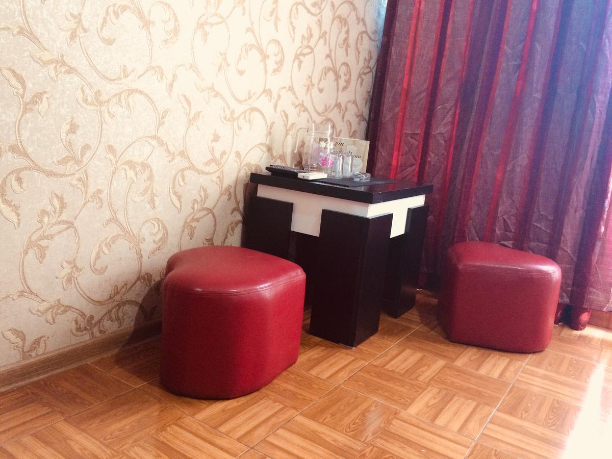 Visit Hotel Tbilisi Ngoại thất bức ảnh
