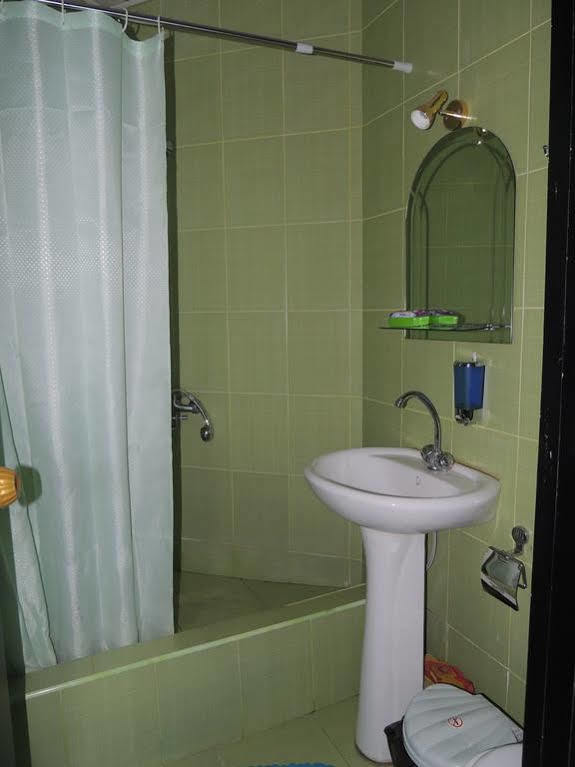 Visit Hotel Tbilisi Ngoại thất bức ảnh