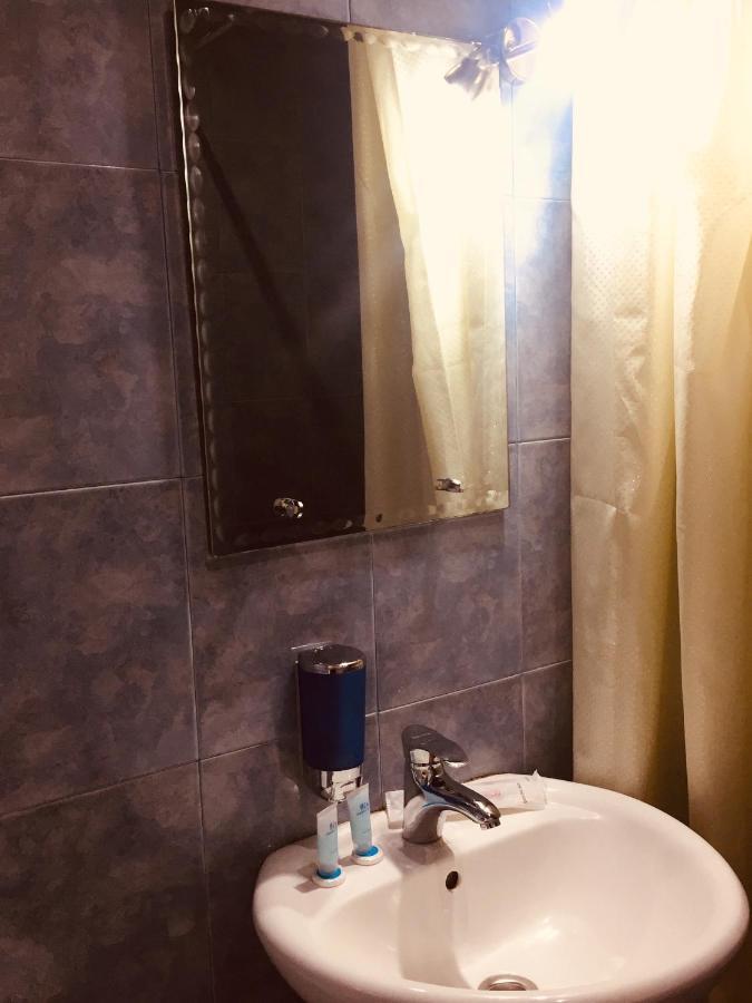 Visit Hotel Tbilisi Ngoại thất bức ảnh